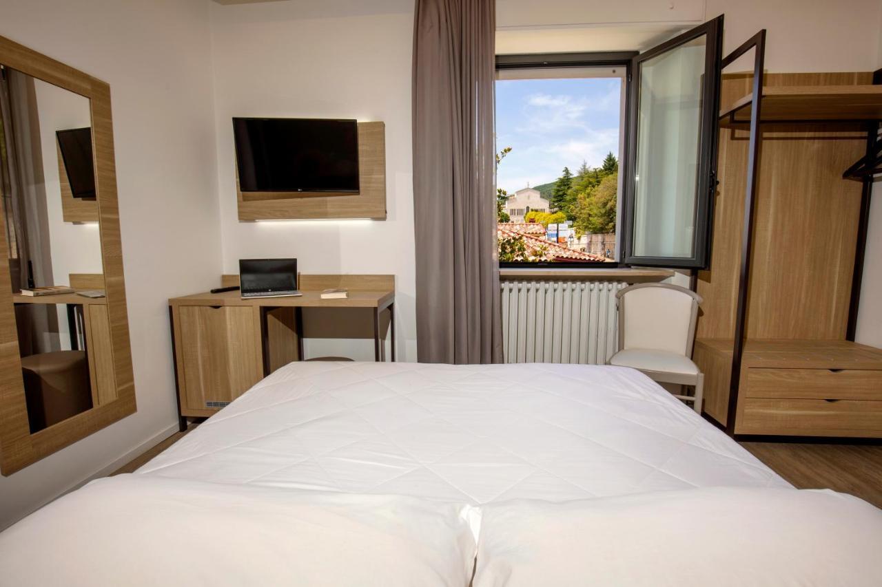 Hotel Sollievo San Giovanni Rotondo Exterior photo